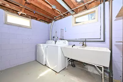 5029 W Fillmore Dr, Milwaukee, WI 53219 - Photo 25