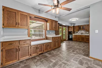 4003  Margolis Dr, West Bend, WI 53095 - Photo 11