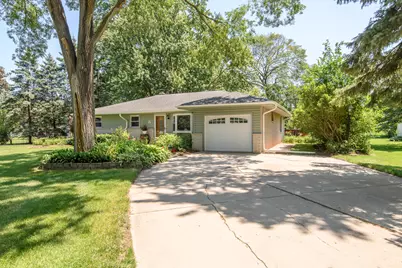 W155N5414  Balsam Dr, Menomonee Falls, WI 53051 - Photo 39