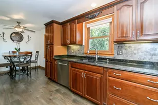 W155N5414 Balsam Dr, Menomonee Falls, WI 53051 - Photo 13