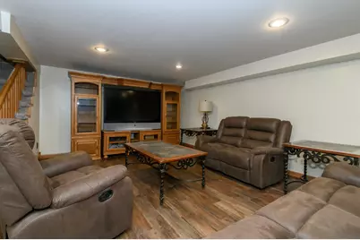W155N5414  Balsam Dr, Menomonee Falls, WI 53051 - Photo 25