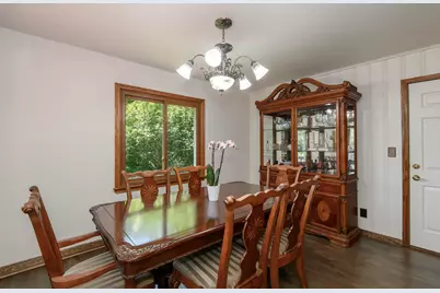 W155N5414  Balsam Dr, Menomonee Falls, WI 53051 - Photo 9