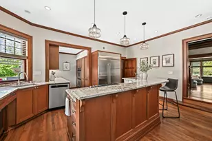 2928 E Kenwood Blvd, Milwaukee, WI 53211 - Photo 13