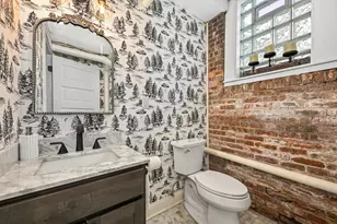 2928 E Kenwood Blvd, Milwaukee, WI 53211 - Photo 35