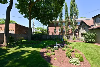 2928 E Kenwood Blvd, Milwaukee, WI 53211 - Photo 17