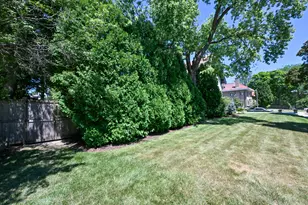 2928 E Kenwood Blvd, Milwaukee, WI 53211 - Photo 55