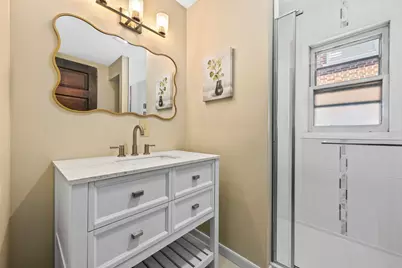 2928 E Kenwood Blvd, Milwaukee, WI 53211 - Photo 61