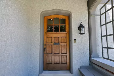 2928 E Kenwood Blvd, Milwaukee, WI 53211 - Photo 9
