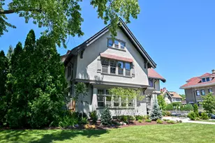 2928 E Kenwood Blvd, Milwaukee, WI 53211 - Photo 47