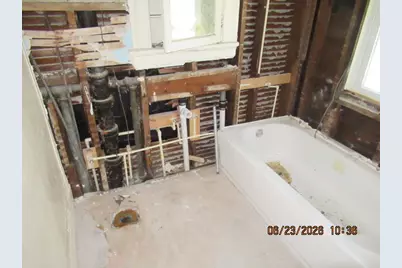 2365 N 6th St #2367, Milwaukee, WI 53212 - Photo 13