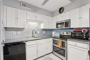 3759 N 88th St, Milwaukee, WI 53222 - Photo 11