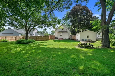315  Branch St, Hartford, WI 53027 - Photo 25
