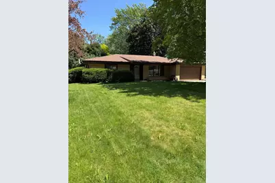 8414 S Verdev Dr, Oak Creek, WI 53154 - Photo 1