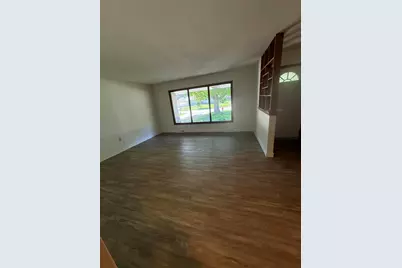8414 S Verdev Dr, Oak Creek, WI 53154 - Photo 11
