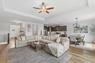 35174 Winnebago Ct, Summit, WI 53066 - Photo 3