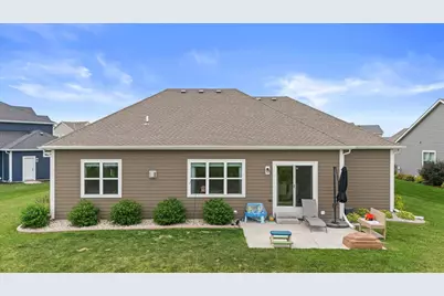 35174  Winnebago Ct, Summit, WI 53066 - Photo 33