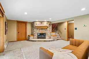 1538 N Pine St, Grafton, WI 53024 - Photo 17