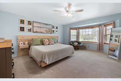 3000 W Highland Rd, Mequon, WI 53092 - Photo 25
