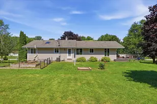 W311S8714 Cherokee Pass, Mukwonago, WI 53149 - Photo 7