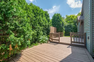 N81W13163 Country Terrace Ln, Menomonee Falls, WI 53051 - Photo 25