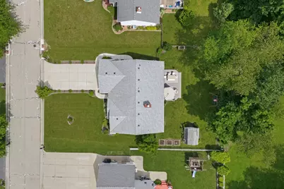 390  Garrison Dr, Lake Geneva, WI 53147 - Photo 29