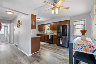 518 Williams Ave, South Milwaukee, WI 53172 - Photo 11