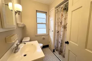 528 N 63rd St, Wauwatosa, WI 53213 - Photo 15