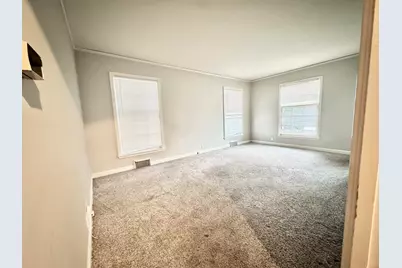 528 N 63rd St, Wauwatosa, WI 53213 - Photo 9