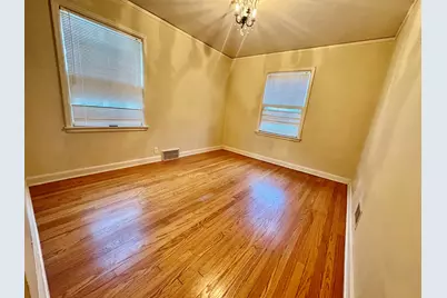528 N 63rd St, Wauwatosa, WI 53213 - Photo 17