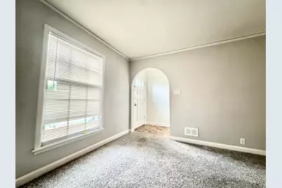 528 N 63rd St, Wauwatosa, WI 53213 - Photo 7