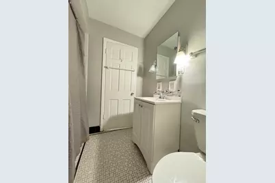 528 N 63rd St, Wauwatosa, WI 53213 - Photo 21