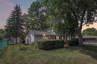 7648 S Pine Ave, Oak Creek, WI 53154 - Photo 37