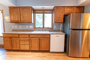 W173N7930 Bluejay Ct, Menomonee Falls, WI 53051 - Photo 7