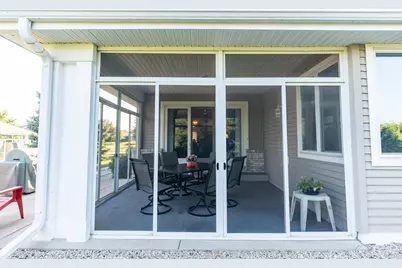 W173N7930  Bluejay Ct, Menomonee Falls, WI 53051 - Photo 35