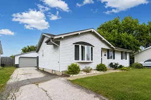 1762 21st Ave, Kenosha, WI 53140 - Photo 15