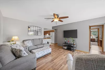 920  Cedar Ct, Port Washington, WI 53074 - Photo 11
