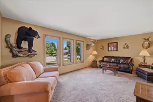 920 Cedar Ct, Port Washington, WI 53074 - Photo 3