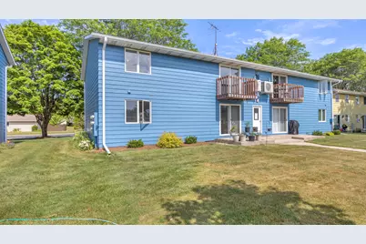 215 S 11 St, Oostburg, WI 53070 - Photo 3