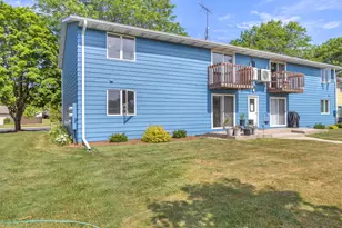 215 S 11th St, Oostburg, WI 53070 - Photo 3