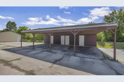 215 S 11 St, Oostburg, WI 53070 - Photo 33