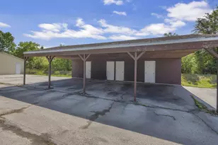 215 S 11th St, Oostburg, WI 53070 - Photo 33