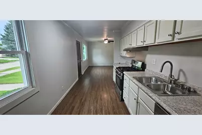 5606  44th Ave, Kenosha, WI 53144 - Photo 9