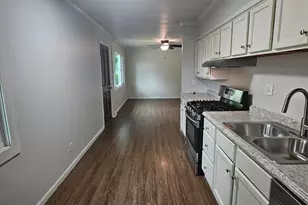 5606 44th Ave, Kenosha, WI 53144 - Photo 9