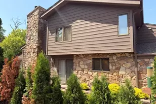 235 N Elm Grove Rd, Brookfield, WI 53005 - Photo 41