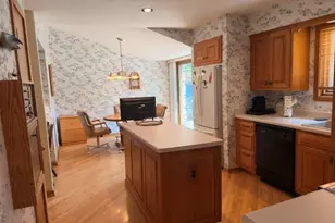 235 N Elm Grove Rd, Brookfield, WI 53005 - Photo 11