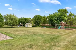 W1923 Fairfield Ln, Sheboygan, WI 53083 - Photo 27