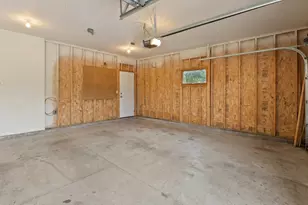 W1923 Fairfield Ln, Sheboygan, WI 53083 - Photo 23