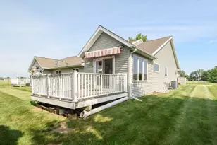 1610 E Kyle Ln, Beloit, WI 53511 - Photo 27