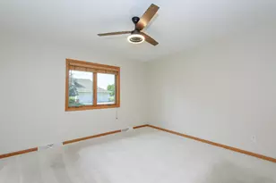 1610 E Kyle Ln, Beloit, WI 53511 - Photo 15