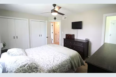 1408 W Zedler Ln, Mequon, WI 53092 - Photo 33